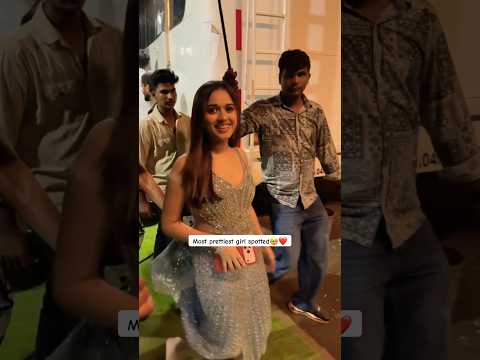 Most prettiest girl spotted 🥹❤️#elvishyadav #jannatzubair #janvish #trending #ytshorts