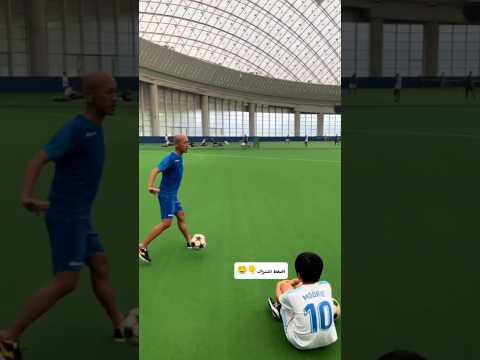 مدرب ياباني شاهد الاحتراف كرة قدم