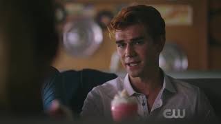 Riverdale 3x01 - Cheryl's Big Entrance