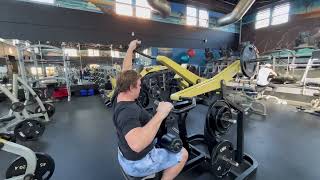 EQUIPMENT TUTORIAL- TECHNOGYM LAT PULLDOWN
