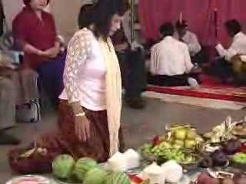 Khmer wedding song - 36 gifts (Khmer wedding)