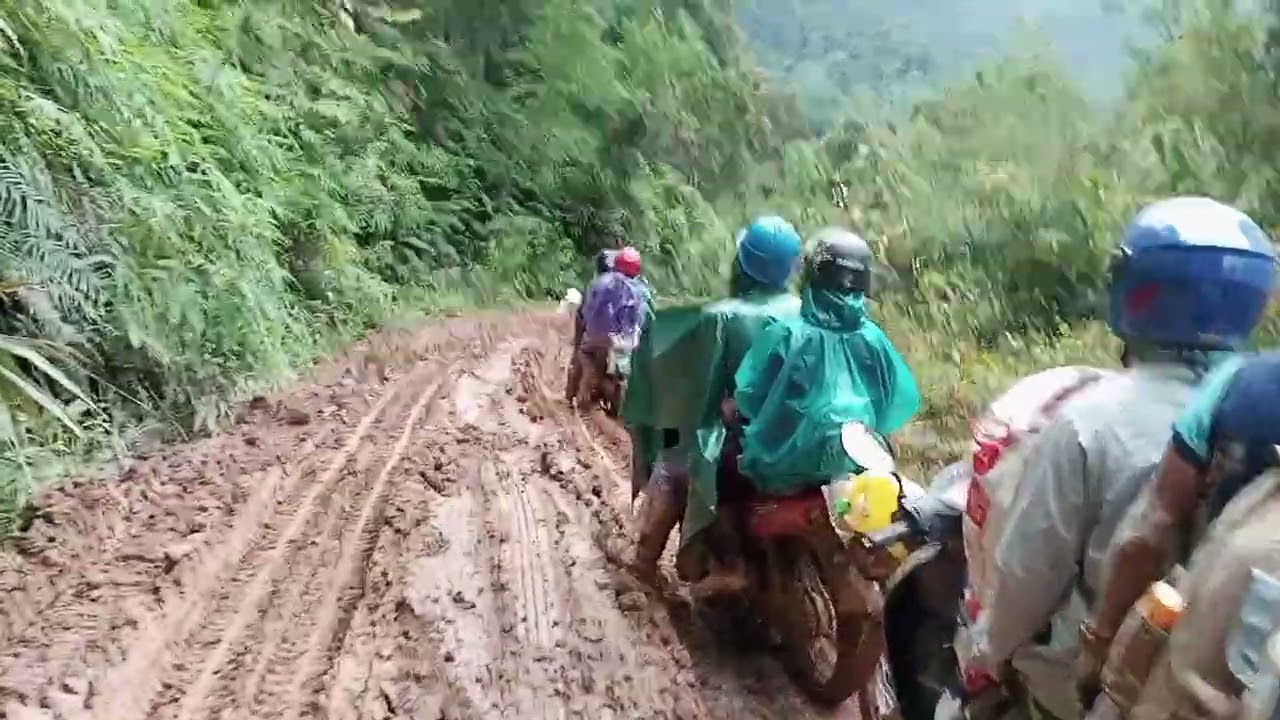 ชีวิตในการเดินทางมันไม่ได้ง่ายคือที่คิด200 กิโลไม่ได้ยังไม่มีบ้านคนมีแต่ปลาล้วนๆ