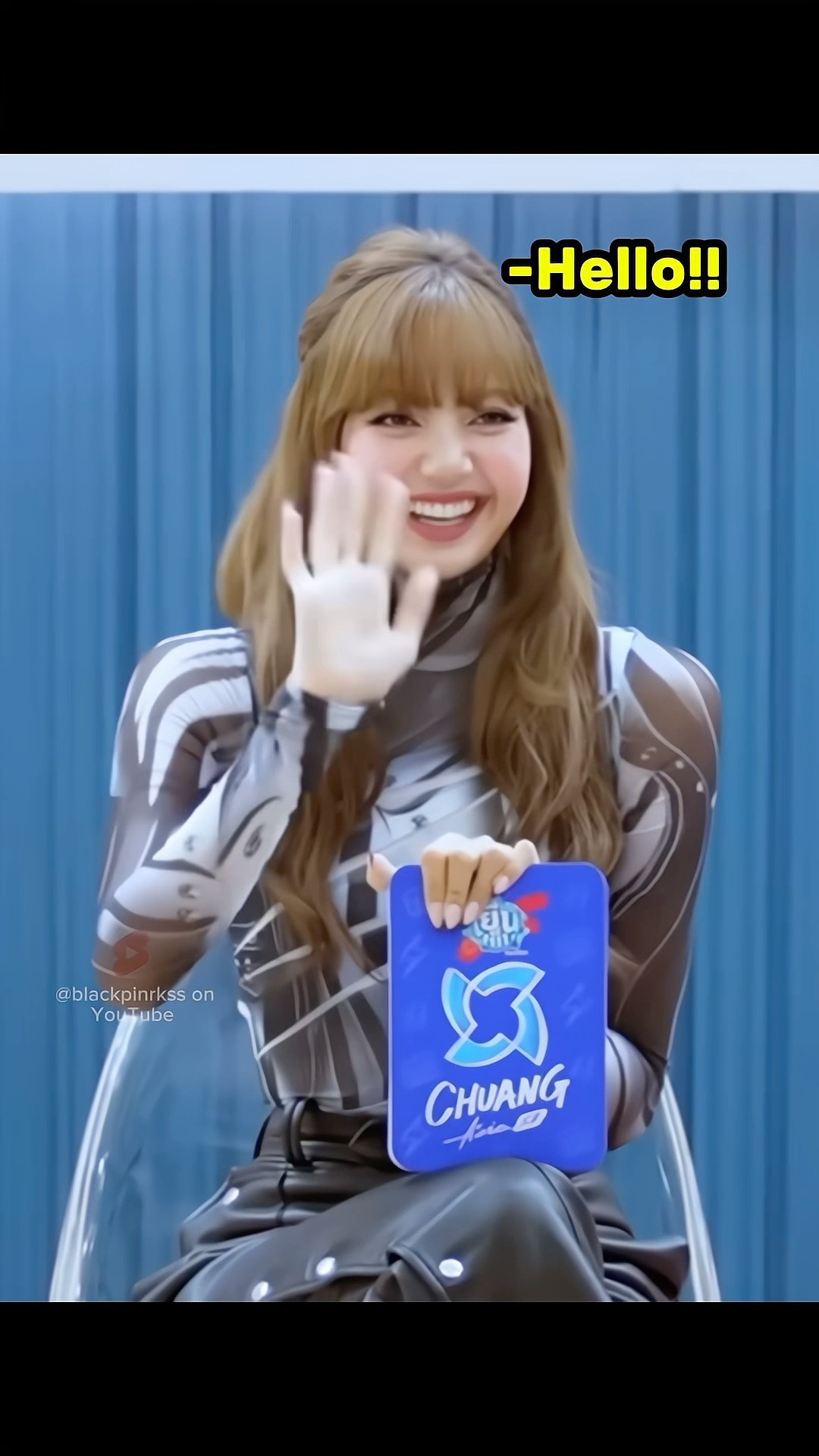 The reaction of the contestants when they first met Lisa in real life! ?❤️‍? #blackpink #lisa