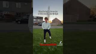 Elke Nederlander Zodra Er Één Centimeter IJs Ligt!! Met De Tonnetje 3000 Fiets Het Water In!!