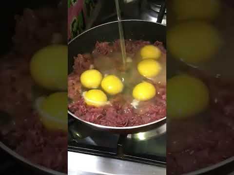 بسطرمة بالبيض