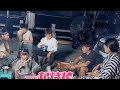 五一假期，全家人聚在一家烤烧烤，再喝两口小酒聊聊家常，真的太惬意了。#宝妈记录生活日常 #出租屋的生活