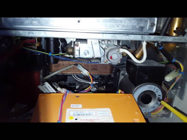 Boiler repair Ideal Isar HE 30 - YouTube