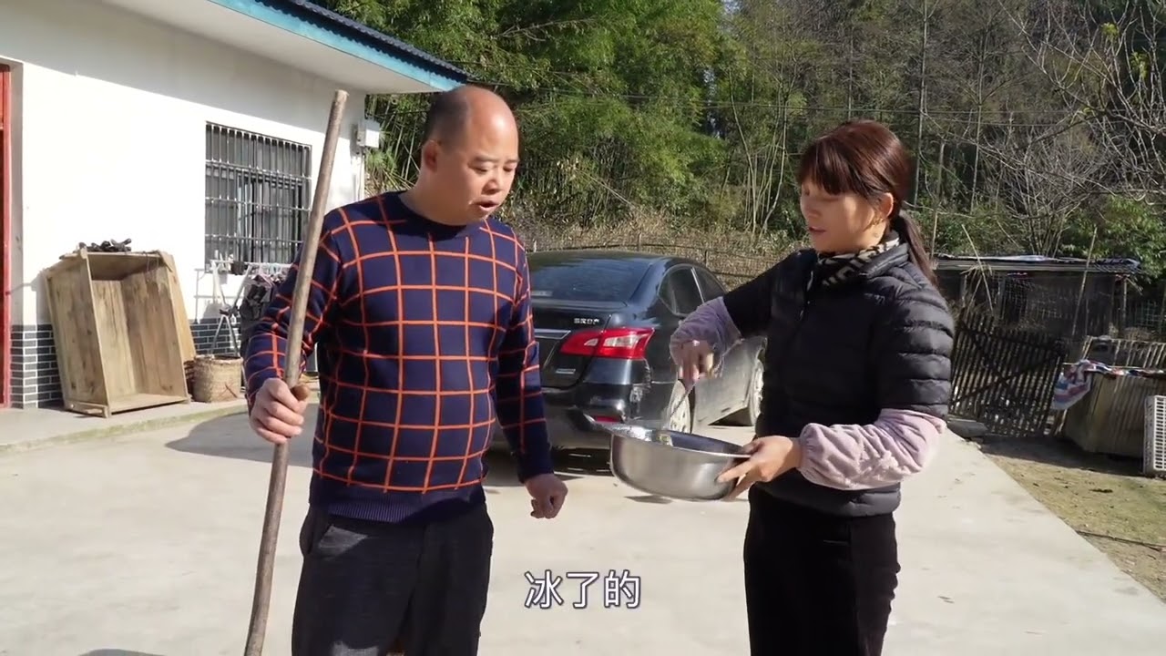 家里没有吃完的魔芋，阿英拿来做凉拌魔芋，Q弹爽脆，下饭真香 #农村生活  #乡村美食 #凉拌魔芋#有想吃的吗 #舌尖上的味道