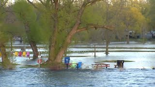 Officials, resident describe frantic efforts to prevent flooding on Toronto Islands
