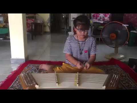 น้องพลอยตีขิม นาคบริพัตร 2ชั้น