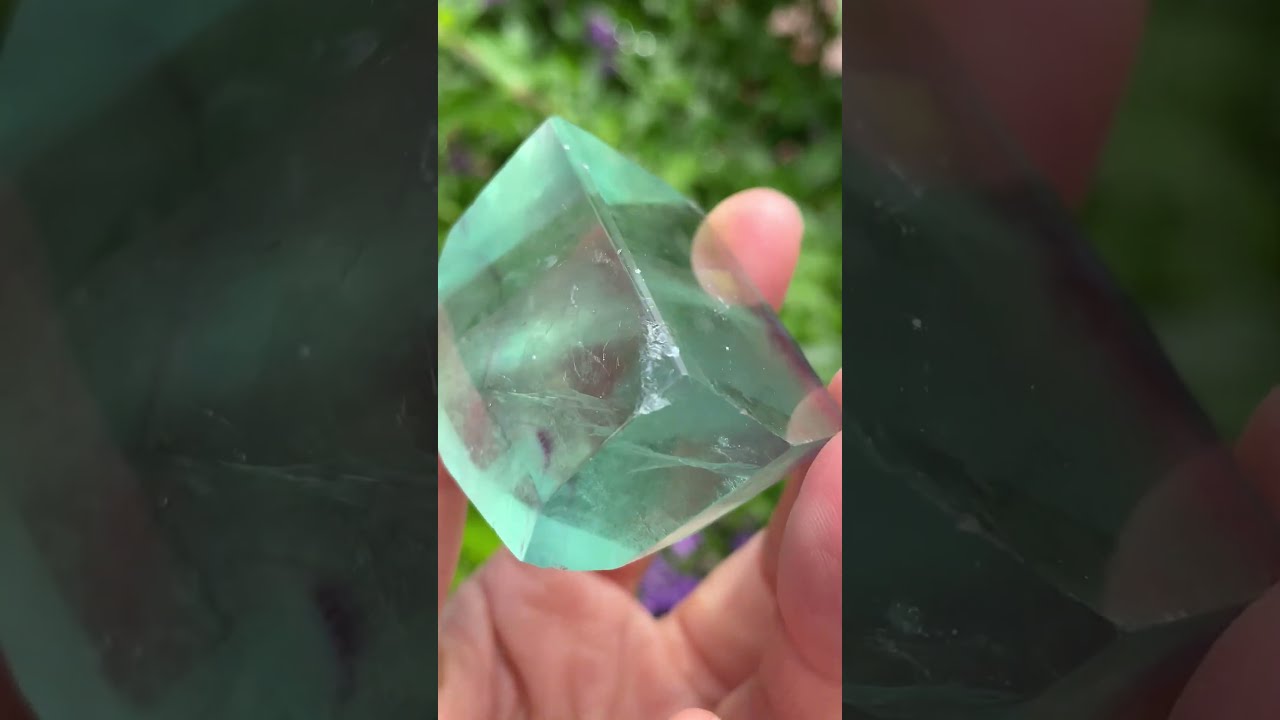 キャンディー・フローライト 心を整えるカラフル天然石
