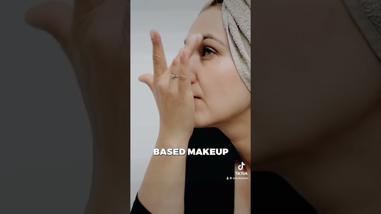 Coconut oil to remove makeup! 