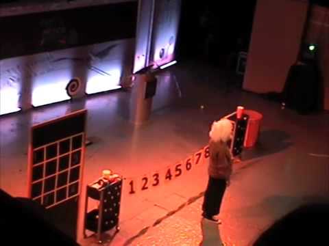IPhO 2009 Comedy Show - Andres Bustamante's Piit ! Universal Language Part 1 IPhO40