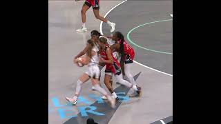 Famous Natasha Cloud has been putting PRESSURE on Sabrina Ionescu all game 😤 #shorts Wealth