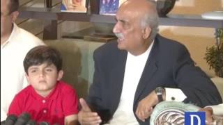 Khursheed Shah's grandson sleeping during press conference - Watch video