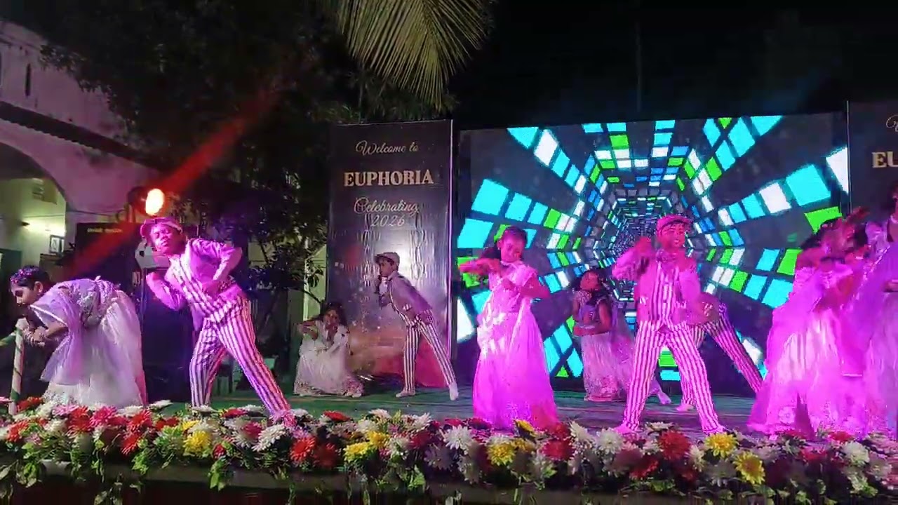 DEVASHRI SCHOOL DANCE 