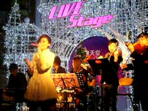 Kellyjackie  - 燕尾蝶 (Shine ) 囍帖街 (謝安琪)  @   LIVE  Stage  Langham  Place