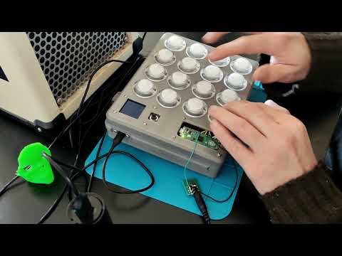 Adafruit Midi Fighter Like Sampler test