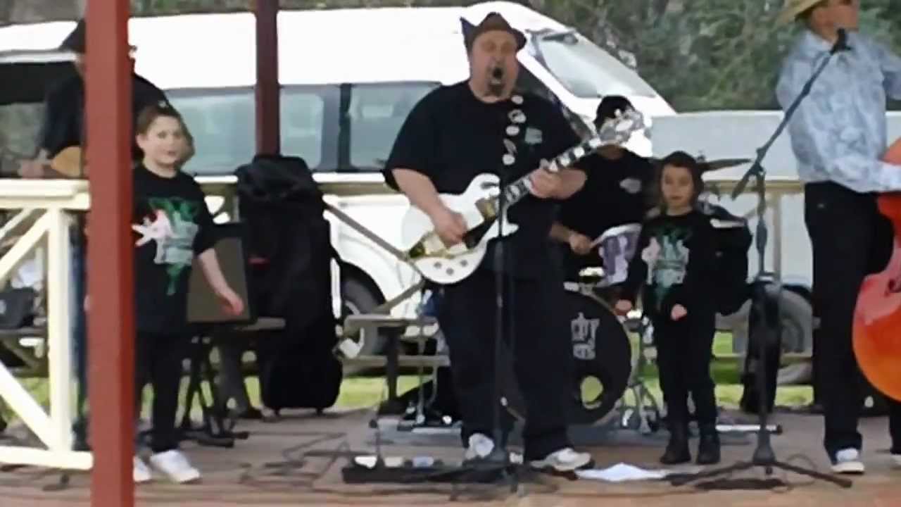 Itchy Fingers YouTube