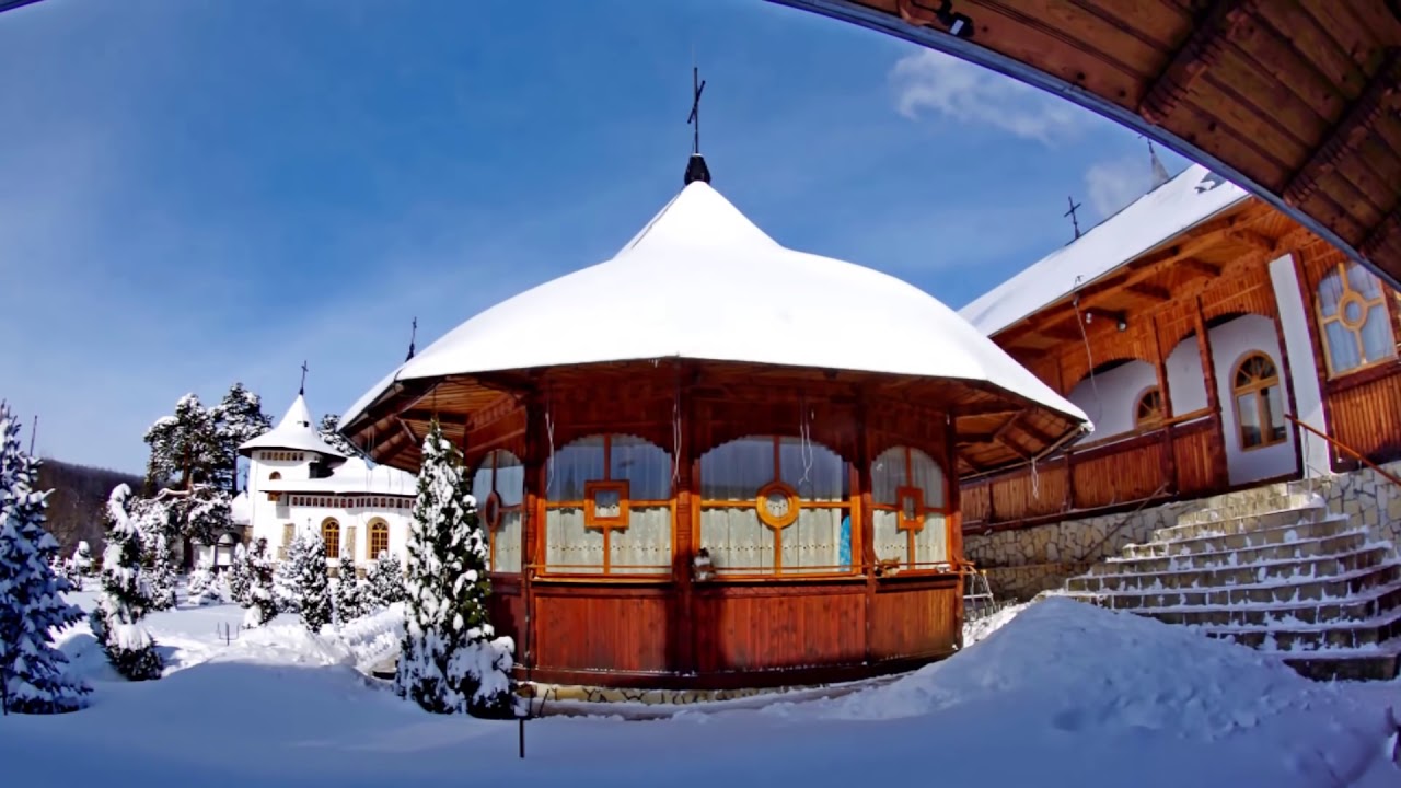 ⁣Colinde 2015 - Magii de la Bethleem - Strana Mănăstirii Bujoreni