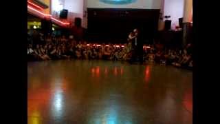 Kara Wenham Javier Antar El Flete En Tangocool