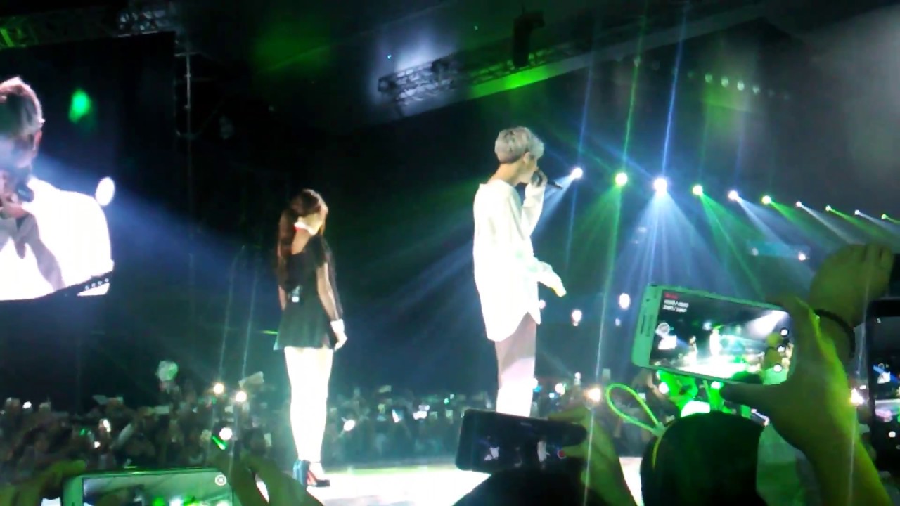 170902 GFRIEND Yuju 유주 & EXO Chanyeol 찬열 - Stay With Me (Goblin ost.) @ Music Bank in Jakarta 2017