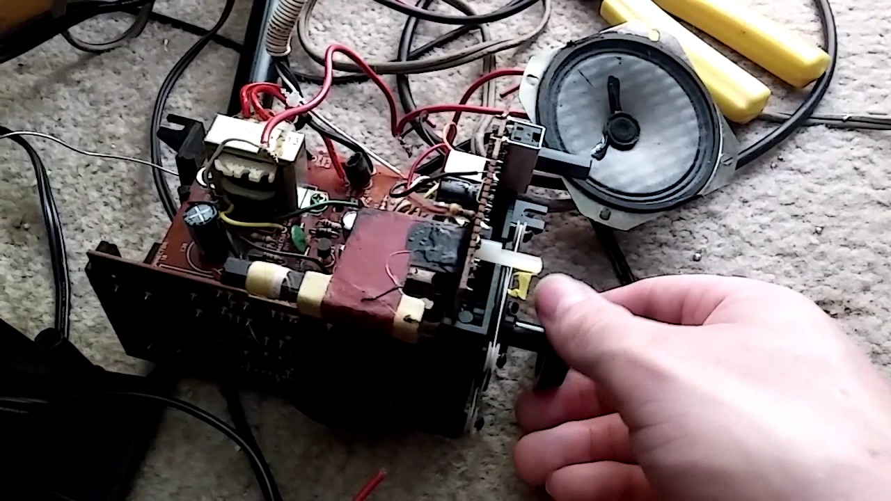 Repairing The Vintage GE Clock Radio Part 2 SUCCESS IT LIVES YouTube