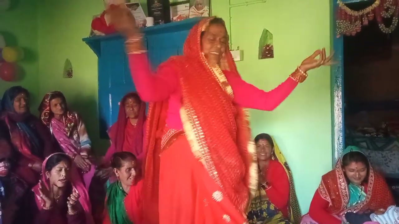 वृंदावन में मिलेंगे ओ मोहना कीर्तन डांस 