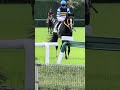 高杉吏麒騎手(ノラリクラリ)が阪神競馬8R 4歳以上１勝クラス 勝利後の記念撮影　2026041238