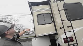 The RV Corral 2018 Thor Four Winds 24F Stock # CC635
