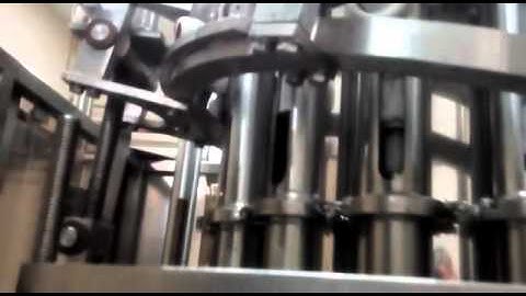 Máy Chiết Rót & Đóng Nắp Tương Ớt Dạng Xoay 2 In 1