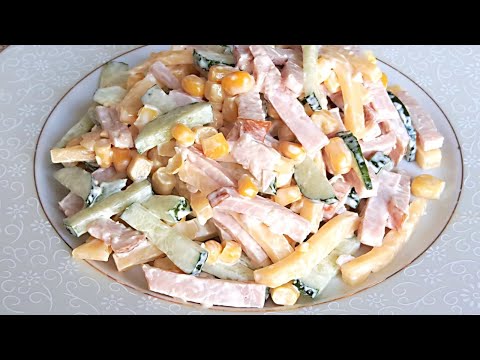 Видео рецепт Салат с кукурузой и сыром