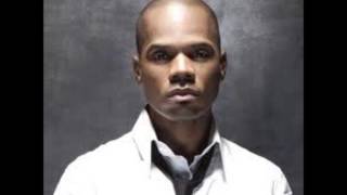 Video thumbnail of "Kirk Franklin   Something about the name of Jesus"