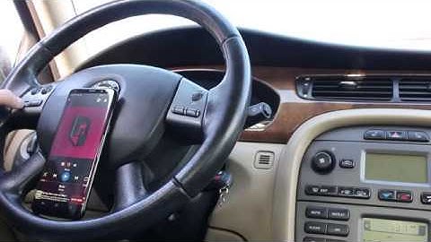 Jagaux Bluetooth adapter for Jaguar XJ / S-Type / X-Type at work