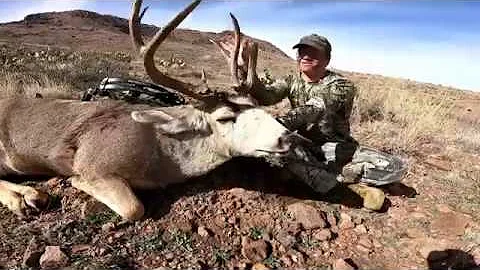 JAMES FILLS HIS 2019 ARIZONA ARCHERY DEER TAG! (Houdini buck)