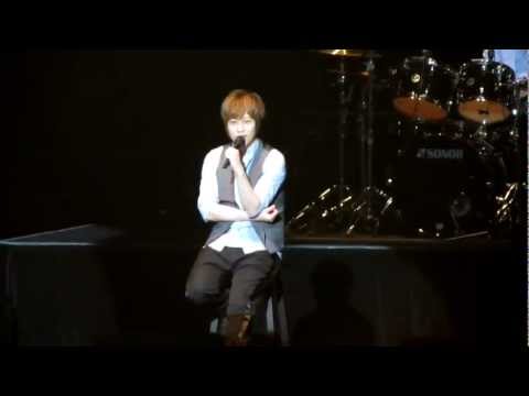 20120804 五月天 - 志明與春嬌 (阿信用英文介紹)