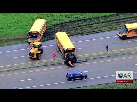 Autobuses escolares se accidentan en Oklahoma