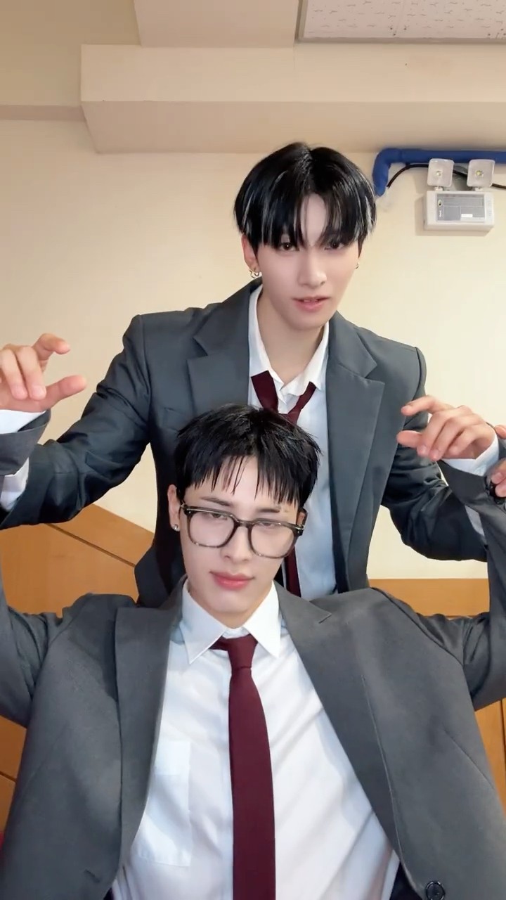🐻‍❄💢 | #YU #HARU - YouTube