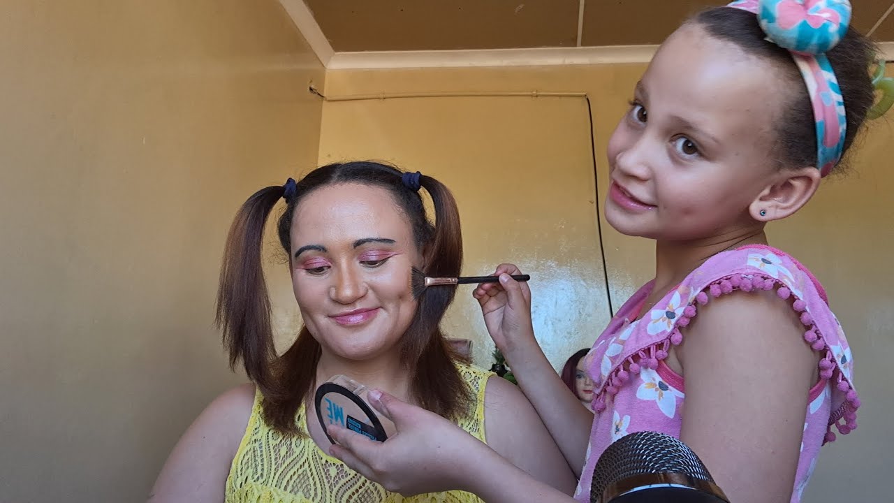 Asmr-Asmr Artist Doing mom's makeup and hair🥰