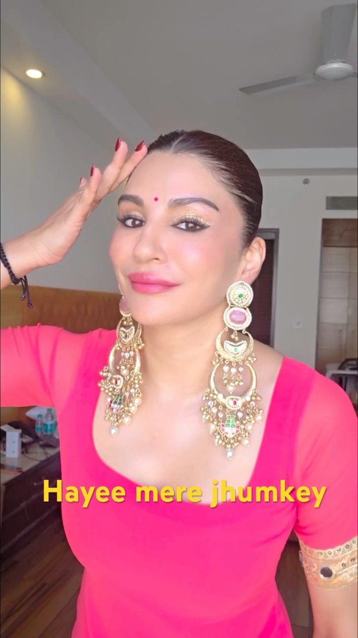 Hayee mere jhumkey ?? | #shorts | #priyaankatyagi