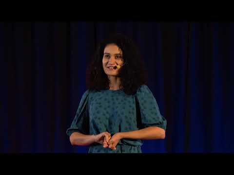 Genome bioinformatics: can you build expertise from scratch? | Lilit Nersisyan | TEDxYerevan