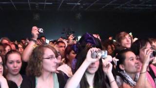 Hemenway perform By My Side at Japan Expo 2012 - Japanator