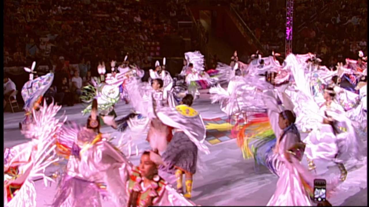 White Shawl Special - 2016 Gathering of Nations Pow Wow