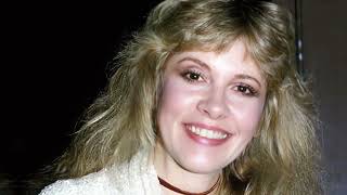 Stevie Nicks Is Now About 77, How She Lives Is Sad