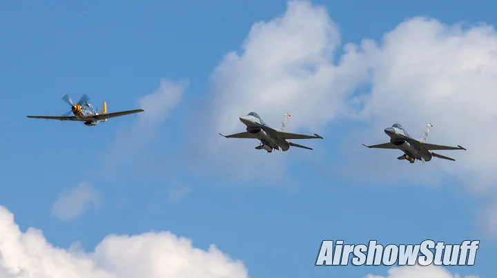 Two-Ship F-16 Fighting Falcon Arrival w/ P-51 Mustang Escort - EAA AirVenture Oshkosh 2016