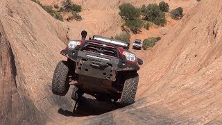 Lifting a tire on Hells Gate  HD