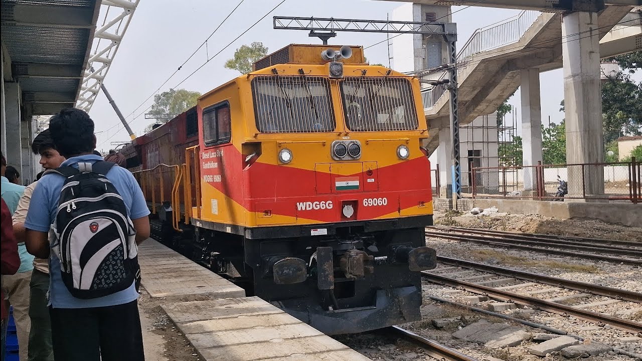 12752 - Hazur Sahib Nanded Humsafar Express | Jammu Tawi to Hazur Sahib Nanded