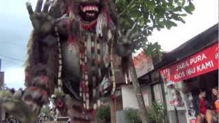 Download Lagu Bali: OGOH OGOH in Padang Tegal UBUD #2 \ MP3