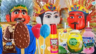 FUNNY! ONDEL ONDEL EATS ICE CREAM AND COFFEE LATTE, IT TASTES SWEET, AND ONDEL ONDEL LAUGHS.
