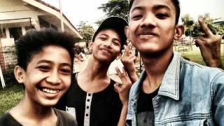 Download Masa Lalu Versi Regae Aung Video MP3 Masa Lalu Versi Regae Aung
